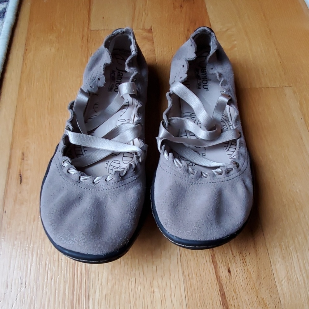 Jambu memory foam
